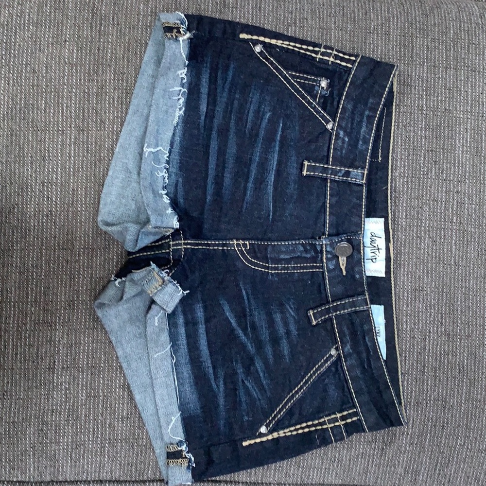 Daytrip Lynx jean shorts